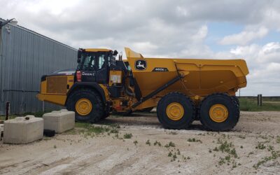 JD 460E ARTICULATED DUMP TRUCK