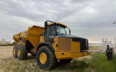 JD 460E ARTICULATED DUMP TRUCK